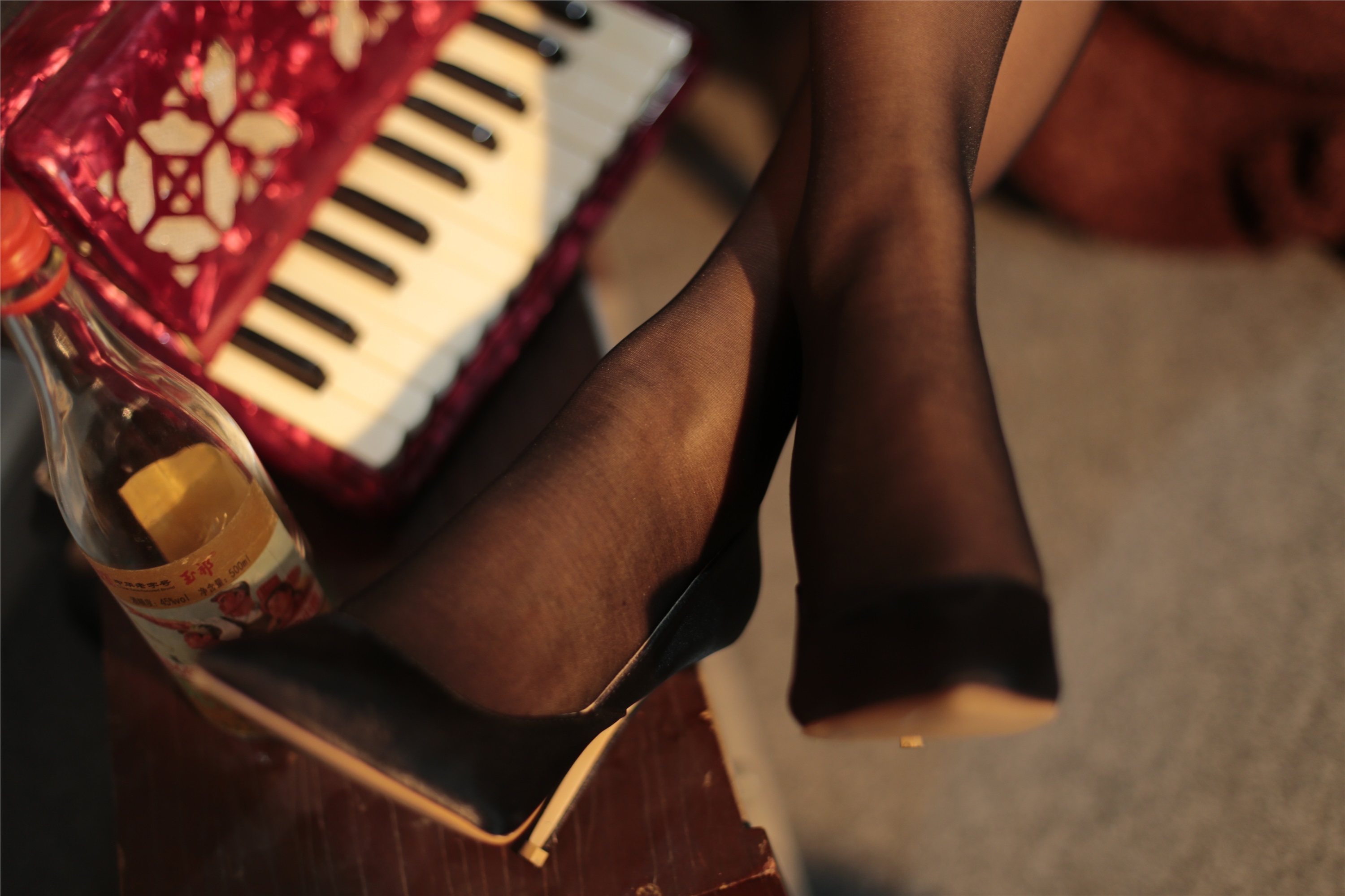 奈丝写真 NO.026 高高-喝最烈的酒，看最美的片儿